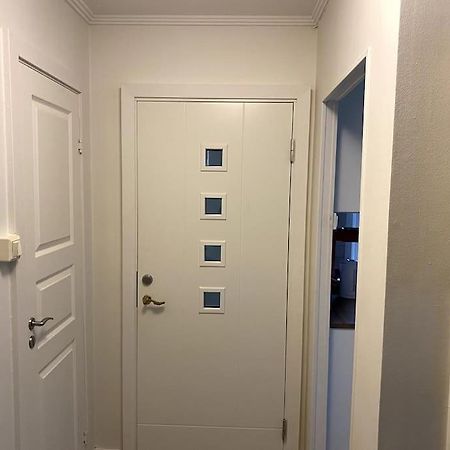Lovely 2 Bedroom Apartmen With Free Parking 베르겐 외부 사진