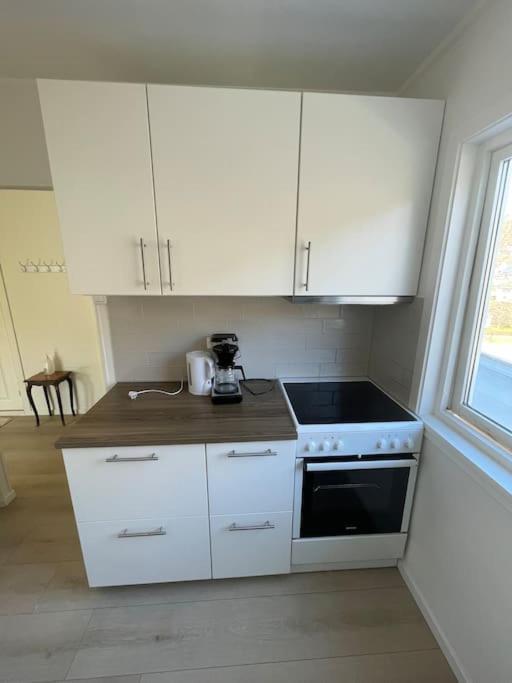 Lovely 2 Bedroom Apartmen With Free Parking 베르겐 외부 사진
